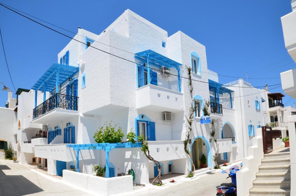 Апарт готель Blue Sky Naxos City Номер фото